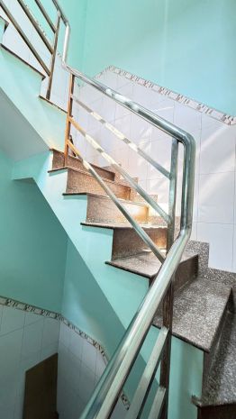 Nhà 2 lầust hẻm 5m nguyễn duy p12q8 7178818