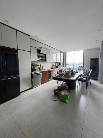 Mặt phố hồng tiến 45m2, 7 tầng vỉa hè đá bóng, dòng tiền 7178979