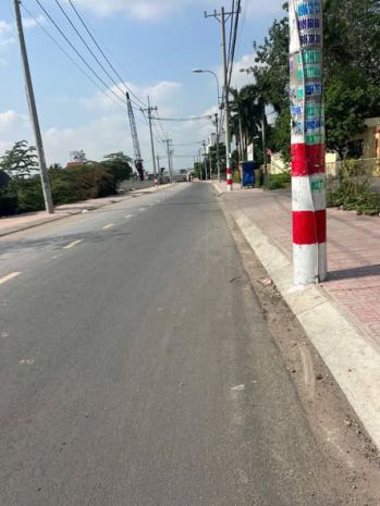 Ban đât măt tiên 20x92m gia 12 triêum2 đương xuân 7179130