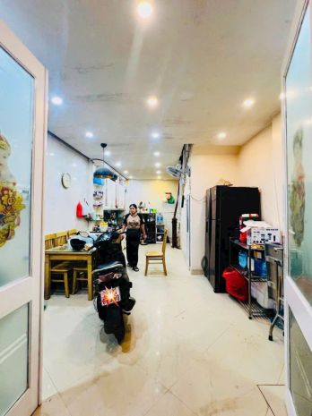 8 tỷ nhỉnh - nhà thái hà, đống đa - ngõ thông - gần phố - 7179364