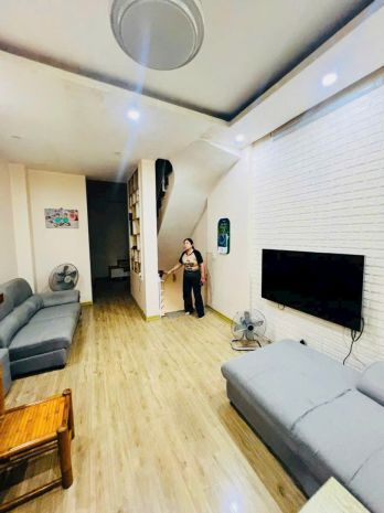 8 tỷ nhỉnh - nhà thái hà, đống đa - ngõ thông - gần phố - 7179368