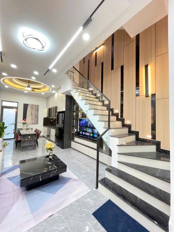 Nhà phố trung tâm thủ dầu một  full nội thất, ở ngay 7182876