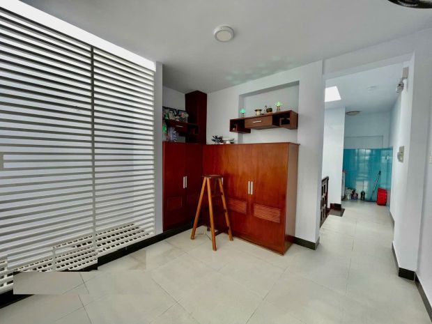 Cho thuê nhà đường số 37 p.tân phong,quận 7 dt 4x22m,hầm,3 l 7182921