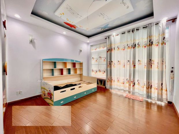 Cho thuê nhà đường số 37 p.tân phong,quận 7 dt 4x22m,hầm,3 l 7182922