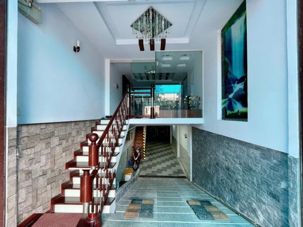 Cho thuê nhà đường số 37 p.tân phong,quận 7 dt 4x22m,hầm,3 l 7182923