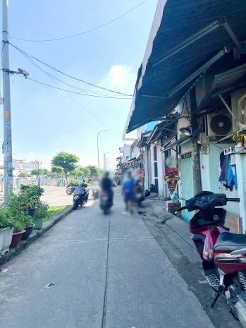 Nhà  mt đường  ụ cây p10 q8, giá : 4.55 tỷ tl 7183503