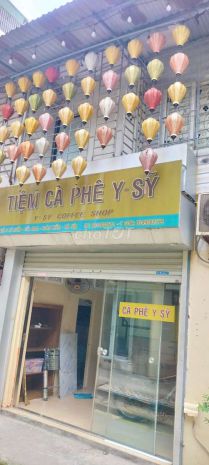 Có thể vừa kinh doanh vừa ở. cho thuê nhà 2 tầng, vệ sinh 7183655