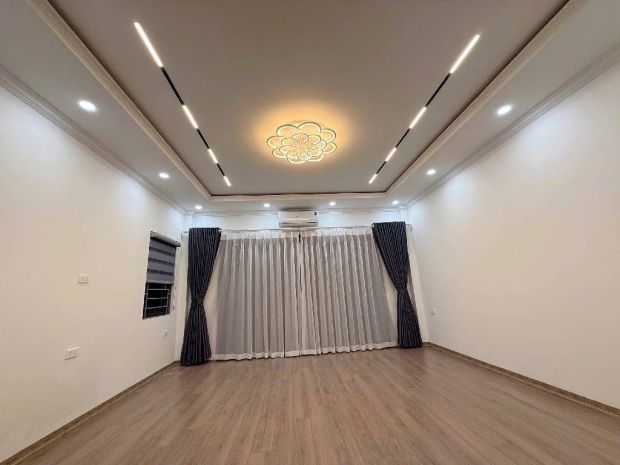 Bán nhà đẹp nguyễn văn cừ- oto- kinh doanh- sát phố- full 7183788