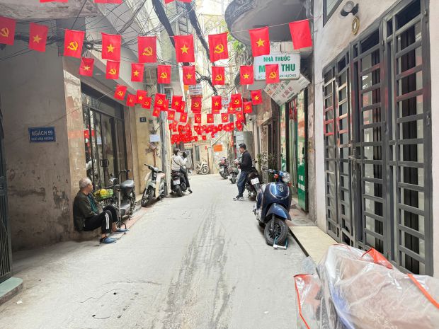 Hiếm thật sự!: gần ô tô  6 tầng đầu tư  sổ đỏ nở 7183871