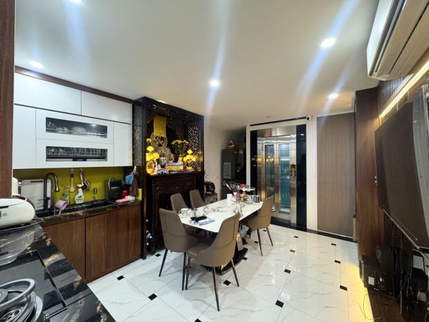 Siêu hiếm, bán nhà văn cao, nhà đẹp ở ngay, 5 tầng, 63m, 7184420