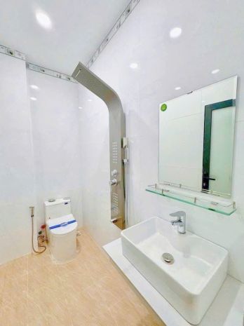 Bán nhà 2 tầng p.biên hòa,shr đường nhựa 2 ô tô,gần cầu 7184735