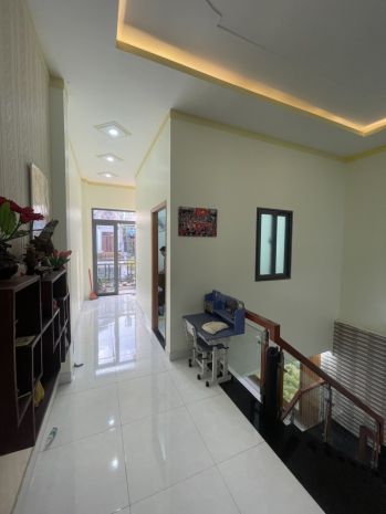 Bán nhà 2 tầng dĩ an,shr thổ cư,đường 2 ô tô thông,kinh 7184937