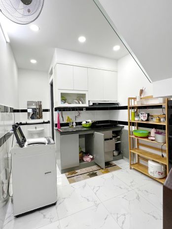 Cho thuê nhà mới 2 tầng full nội thất hxh đường dạ nam 7185745