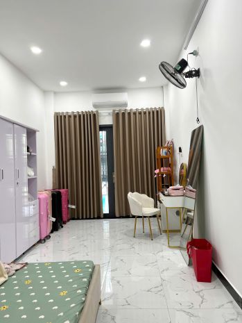 Cho thuê nhà mới 2 tầng full nội thất hxh đường dạ nam 7185746