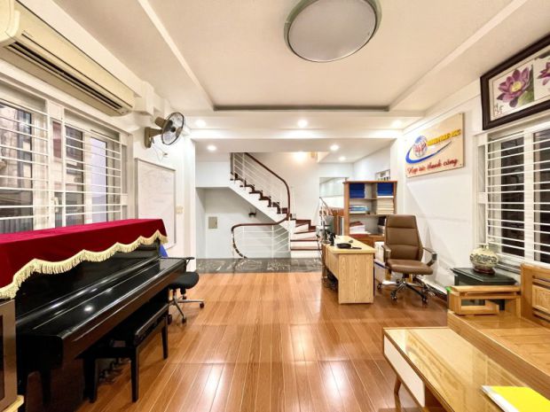 Nhà 6 tầng lô góc phố trung kính cầu giấy hà nội 30 tỷ. 3 mặ 7186435