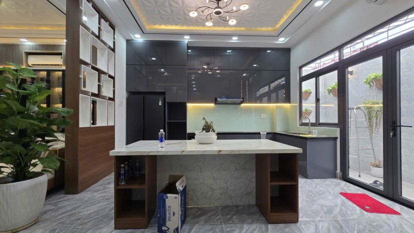 Nhà đẹp hẻm xe hơi huỳnh tấn phát  4pn  sân thượng  ở 7187134