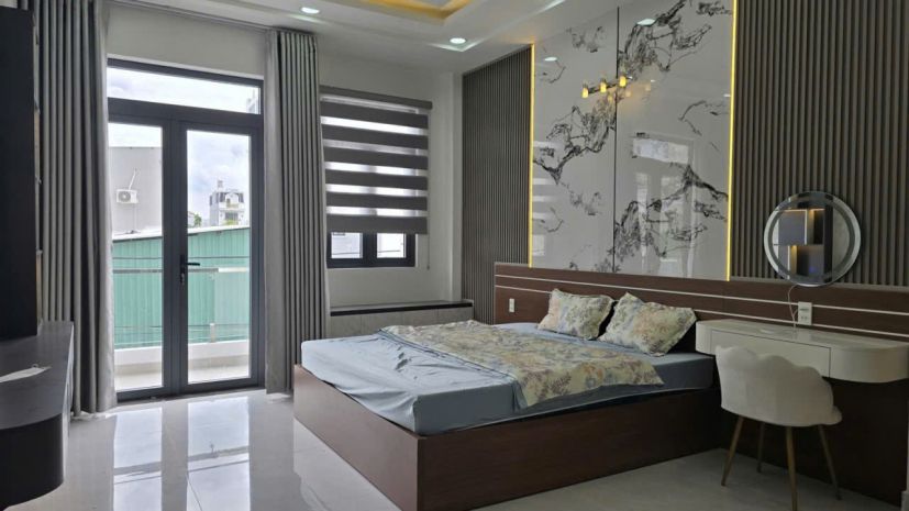 Nhà đẹp hẻm xe hơi huỳnh tấn phát  4pn  sân thượng  ở 7187135