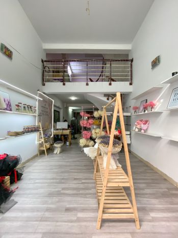 Duy nhất 1 căn  hoàng văn thái  ngõ thông oto qua, 48m x5 7188057