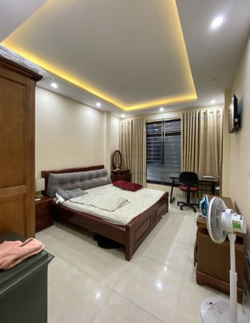 Duy nhất 1 căn  hoàng văn thái  ngõ thông oto qua, 48m x5 7188059