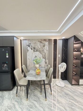 Nhà siêu đẹp 2 tầng chỉ 40trm2 đường quang trung 46m2 ngang 7188758