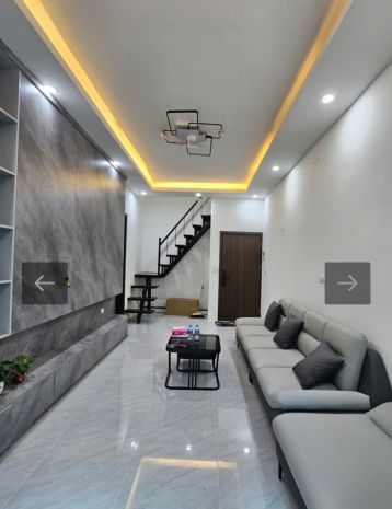 Nhà tt kim liên  120m²  lô góc 3 thoáng  3pn  full đồ 7188923