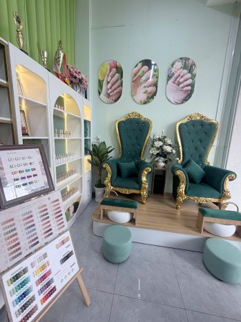 Sang nhượng tiệm spa  mặt bằng đẹp  bình long, bình tân 7189141