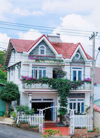 Cho thuê villa triệu việt vương p4 tp đà lat.giá 20tr 7189893