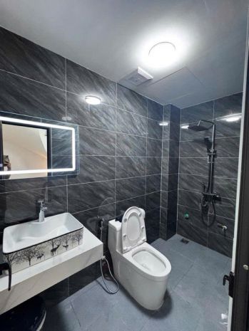 Bán nhà 5 tầng ngọc hồi 40m nhà mới ở ngay, gần trường, chợ 7190482