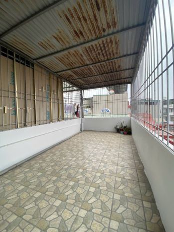 Bán nhà dân xây bát khối  long biên  5 tầng  30m²  ở 7191857