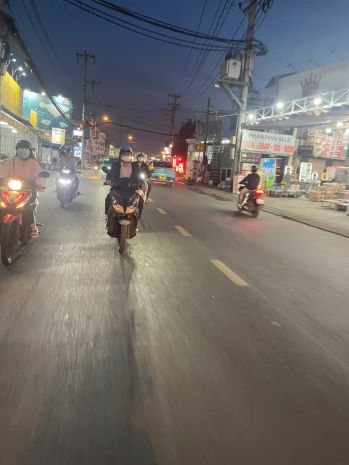 Ban nha măt tiên 8x40 m gia 17,5 ty đương ha huy 7191976