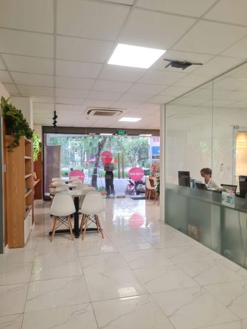 Tòa văn phòng vip mặt phố hoàng cầu, đống đa, 216m2 8t 7192217