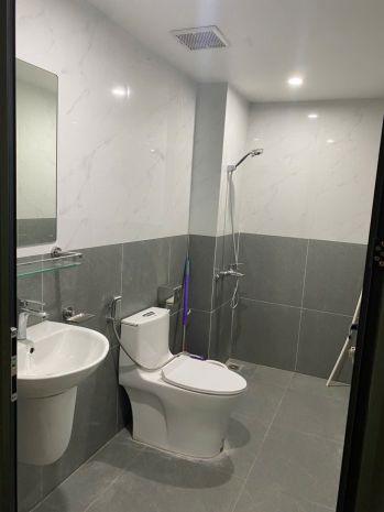 Cho thuê nhà riêng nguyên căn phố đầm trấu 50m² x 5 tầng, 6 7192253