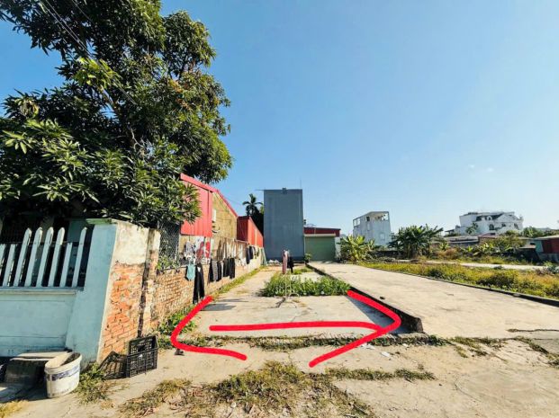 Nhỉnh 3 tỷ  lô đất đường nhựa 7,5m hải thành, vị trí trung 7193139