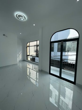 Nhà hẻm ô tô trung tâm quy nhơn  đường lê hồng phong 7193721