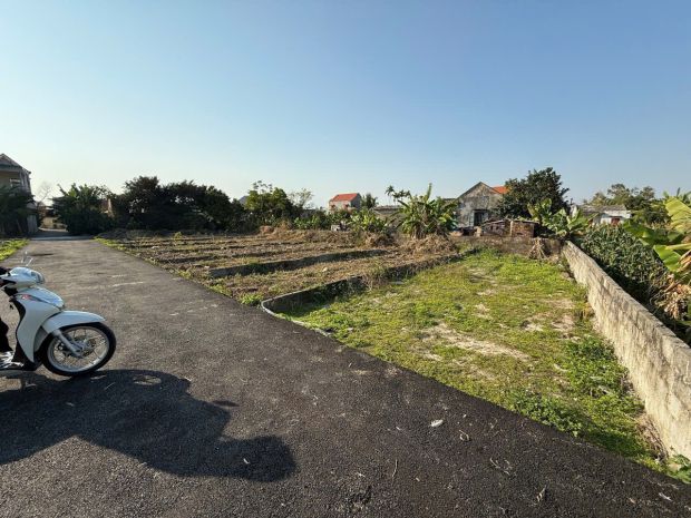 Bán lô 98m² thù du  minh tân  giá 9xx triệu  hàng rẻ khu 7195700