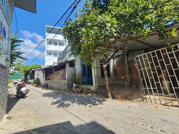 3 lô đất vị trí đẹp gần bên dự án sungroup  phường nam nha 7197170