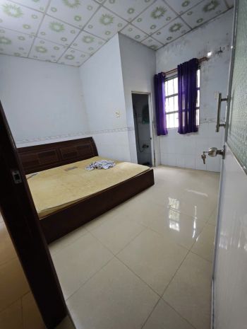 Nhà 4 triêụ 4 phòng ngủ võ văn kiệt nơi có khuôn viên cây 7197330