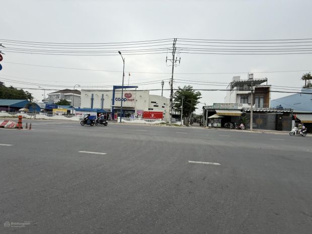 Ban nha măt tiên 13x45m gia 26,5 ty đương đăng 7201734