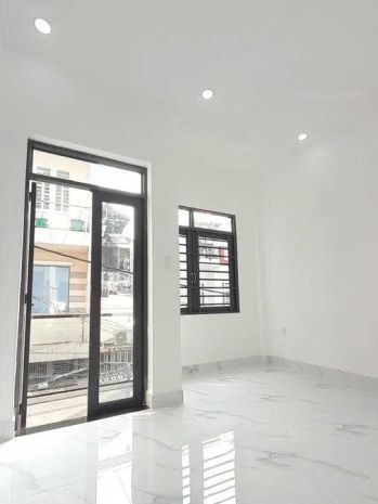 Hẻm xe hơi  2 tầng  4 x13,5m  đường số 21 gân mã lò 7201750