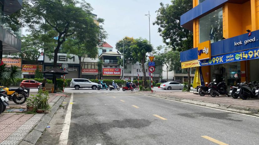 Bán nhà nguyễn văn cừ 75m. mặt tiền 5m, đường 2 ôtô tránh, 7203311