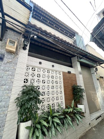 Nhà 2 tầng 6.4x9.8m sát đường phạm thế hiển p7q8. giá: 5 7204138