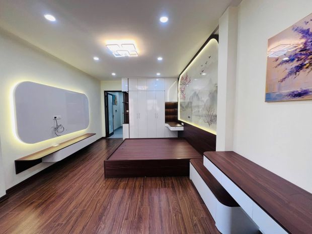 Nhà đẹp-lô góc- phố lạc long quân 38m 5t nhỉnh 9 tỷ-ngõ 7205014