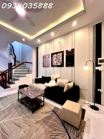 Bán nhà nguyễn văn linh long biên diện tích 30m² nhà 5 tầng 7205968