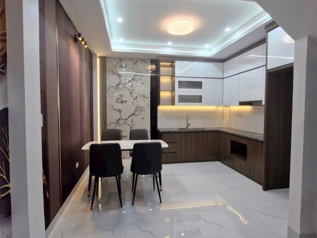 Bán nhà lạc long quân -kinh doanh - ô tô  gần hồ tây 62 m5t 7206363