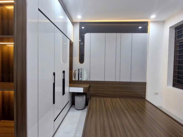 Bán nhà lạc long quân -kinh doanh - ô tô  gần hồ tây 62 m5t 7206365