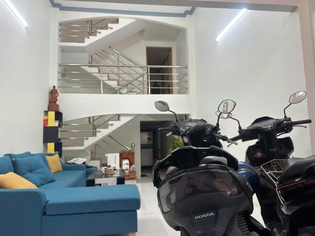 Nhà hẻm 9m 3.5x11m lửng+lầu bùi minh trực p6q8 7206621