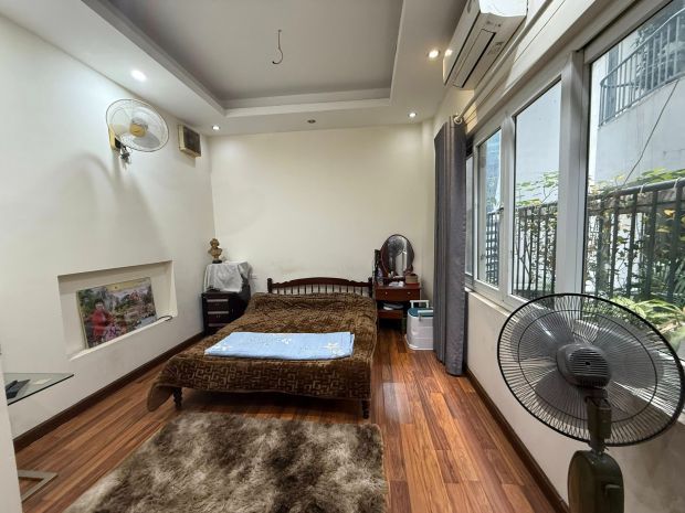 Cực hiếm ba đình phố văn cao 58m 5t mt 5,2m giá 15,9 tỷ ngõ 7206749