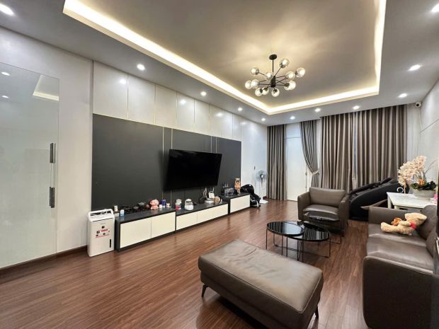 Bán nhà mặt đường hoàng ngọc phách - 105m 4 tầng, - đường 7206769