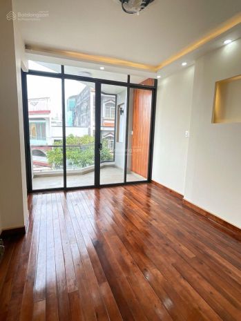 Bán nhà tạ quang bửu 5 tầng, gần chợ phạm thế hiển, mới ở 7209743