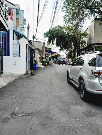 Nhà diện tích lớn linh xuân  125m² có sân đậu 2 ô tô  gần 7210676